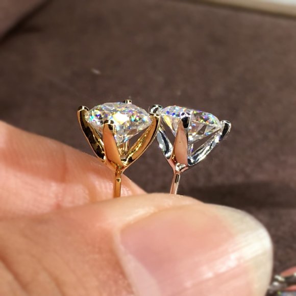 🔥 Crystal Clear Tiny Dainty 14K Gold Plated Stud Earrings for Women, VP1029 - Picture 3 of 3